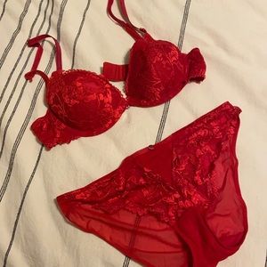 Adore Me Bra and Panty Set - NEVER WORN
